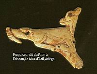 Propulseur dit du faon a l'oiseau, Le Mas-d'Azil, Ariege, 18000 ans, os